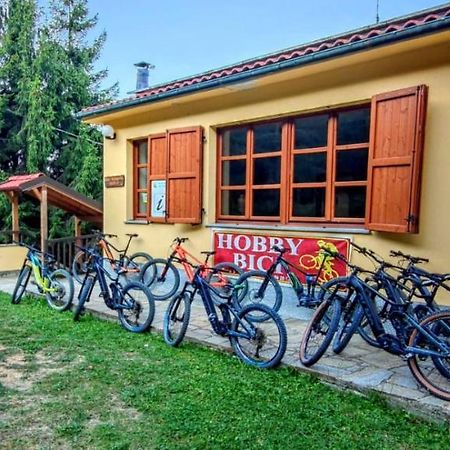 A Pousada Rifugio Nido Del Biancone Bosio Exterior foto